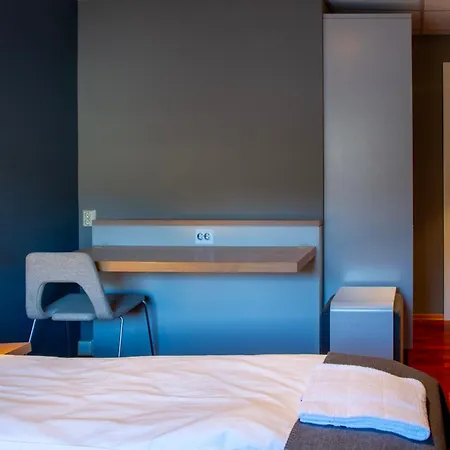 Hotel Fast 3*