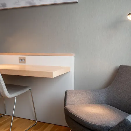Hotel Fast Svolvær