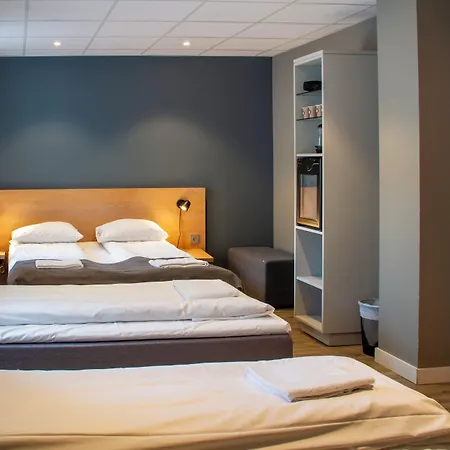 Fast Hotel 3*