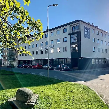 Fast Hotel 3*