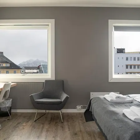 Fast Svolvær